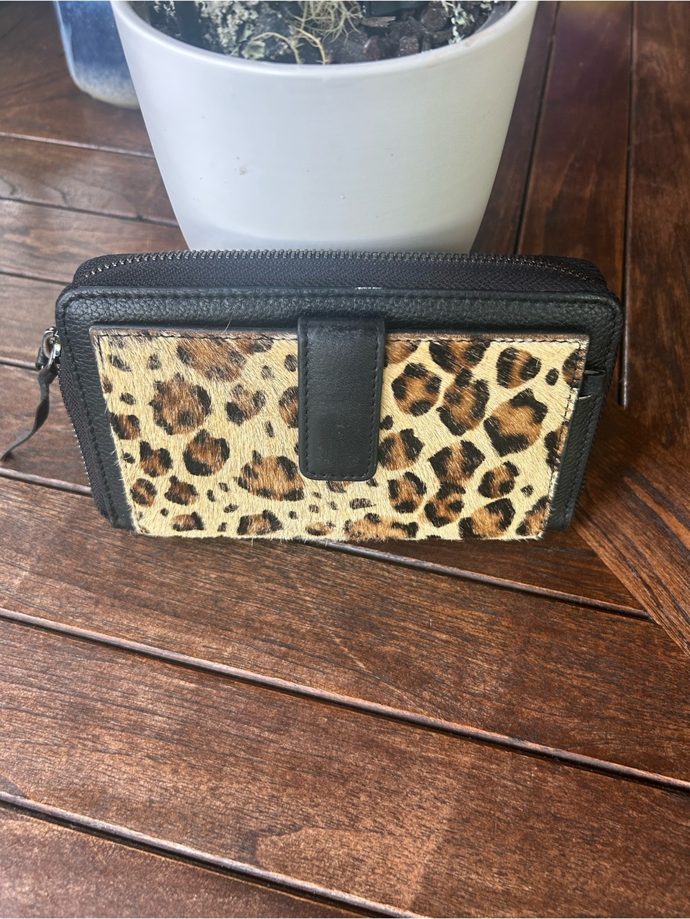 Rachel Roy - Leopard Print Zip Wallet - Black Trim - Picture 1 of 4